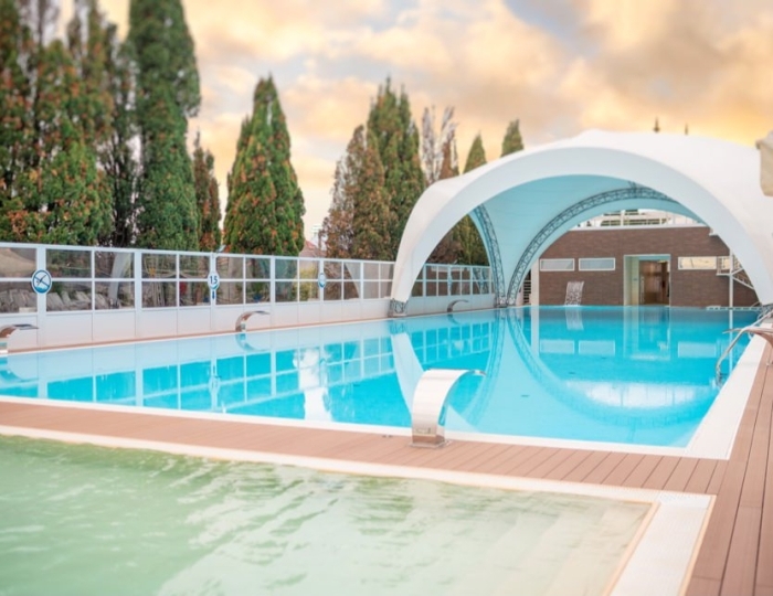 Комплекс бассейнов BREEZE - Отель Bridge Resort / Бридж Резорт
